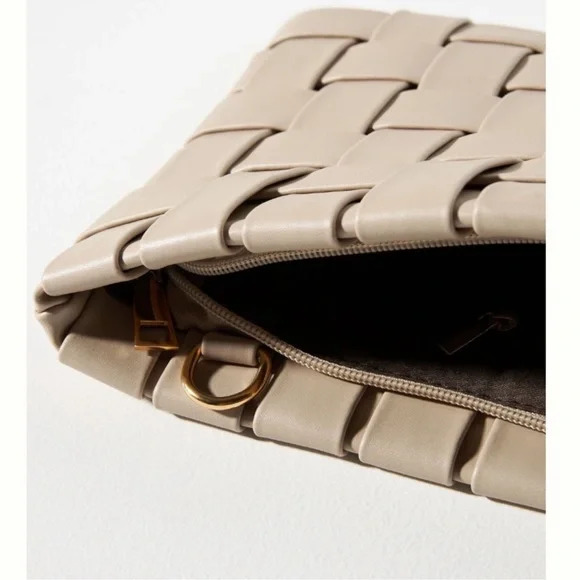 Lindy Woven Clutch by Anthropologie - Picture 3 of 9